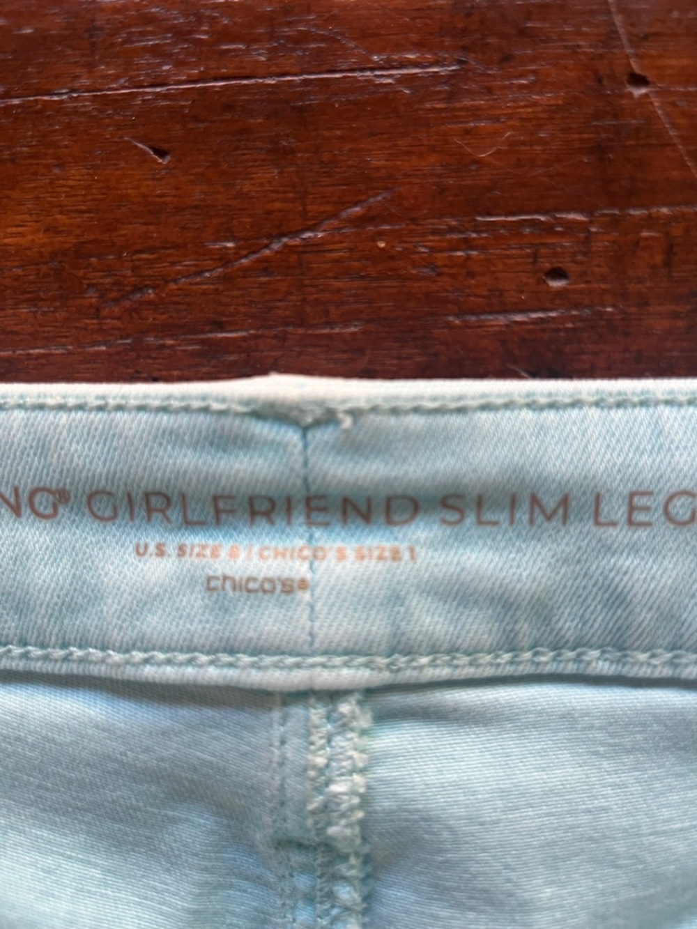 Chico’s NWOT So Slimming Girlfriend Crop Light Aqua Sz 1 - Picture 6 of 10
